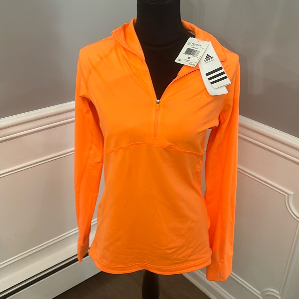 Adidas Women’s pullover size Medium